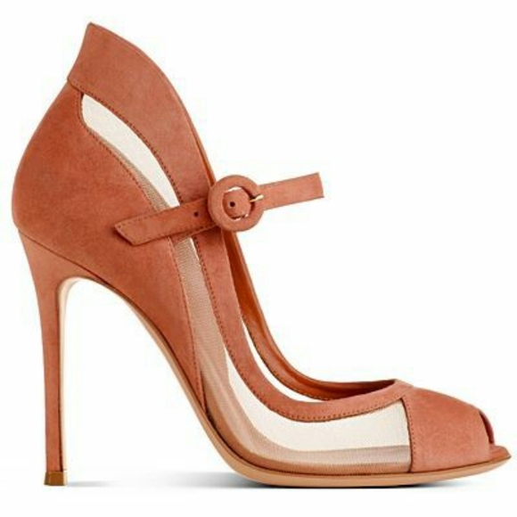 Meet PoshAmbassador, Jenga - Picture 4 of 16